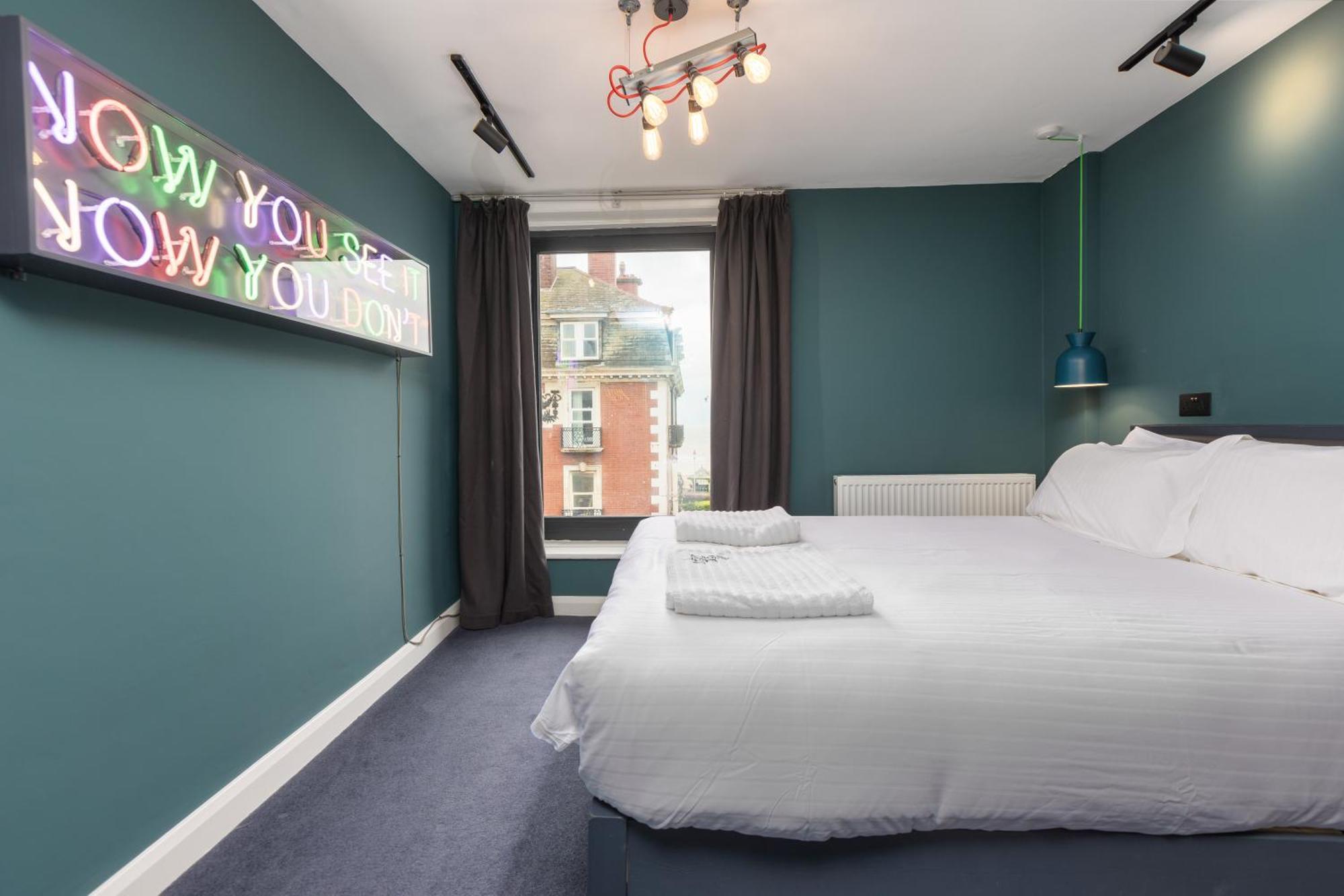 Art B&B Blackpool Esterno foto