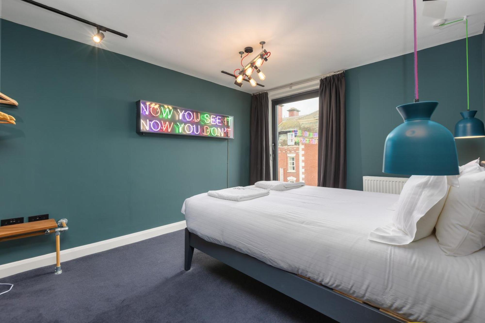 Art B&B Blackpool Esterno foto